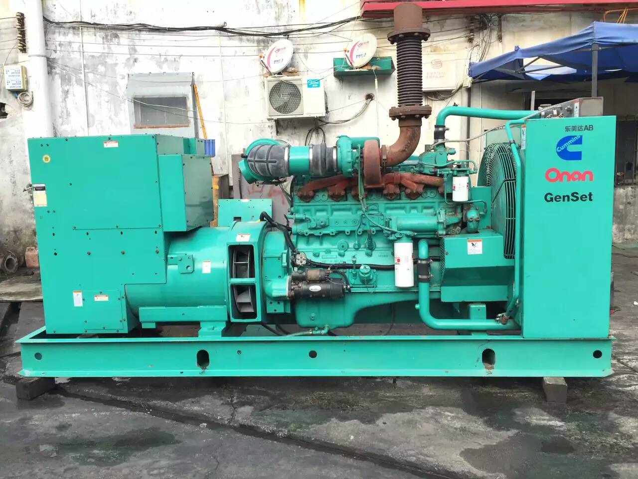 鼓楼租赁发电机-柴油发电机不正常冒烟的原因