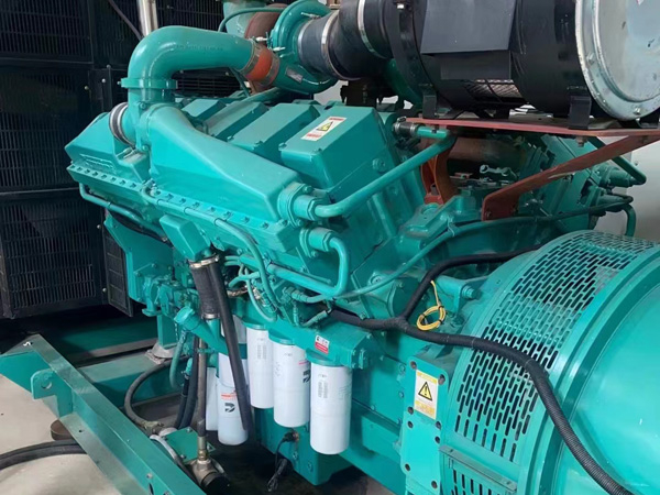 鼓楼更换100kW柴油发电机组机油时，需要注意哪些事项？