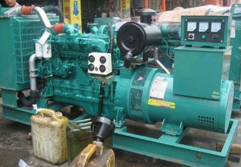 鼓楼冬季启动柴油发电机时,如何避免电瓶过度放电?