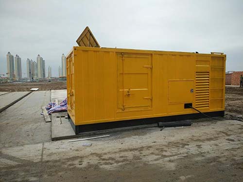 鼓楼合同中关于乙方责任导致工期延误的赔偿标准应该如何制定?